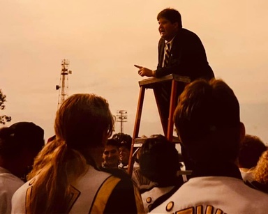Dave Woodley directing the HMB