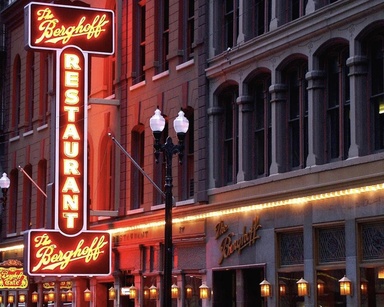 Berghoff Restaurant in Chicago